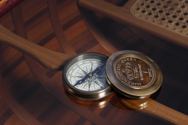 Brass Makers To The Queen Compass With Leather Case - Image 2