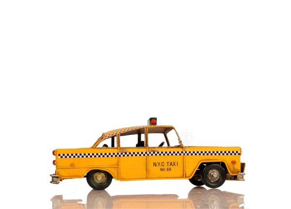 New York Taxi Sculpture - Image 3