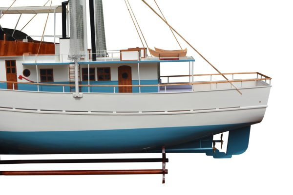 Dickie Walker XXXL Trawler Yacht Model - Image 3