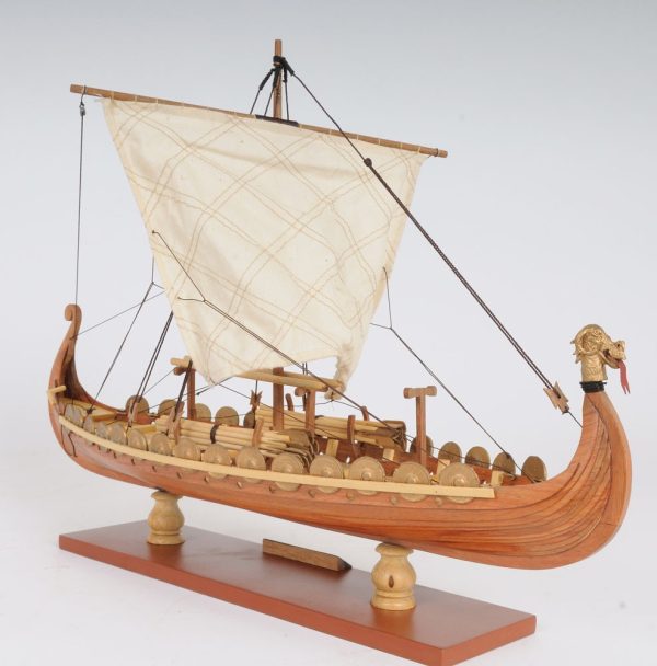 13" Wood Brown Drakkar Viking Hand Painted Boat - Image 3